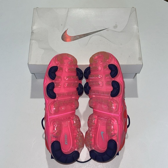Nike Air VaporMax Plus “Bright Crimson Pink Blast” Women’s Size 6.5 - Picture 7 of 9